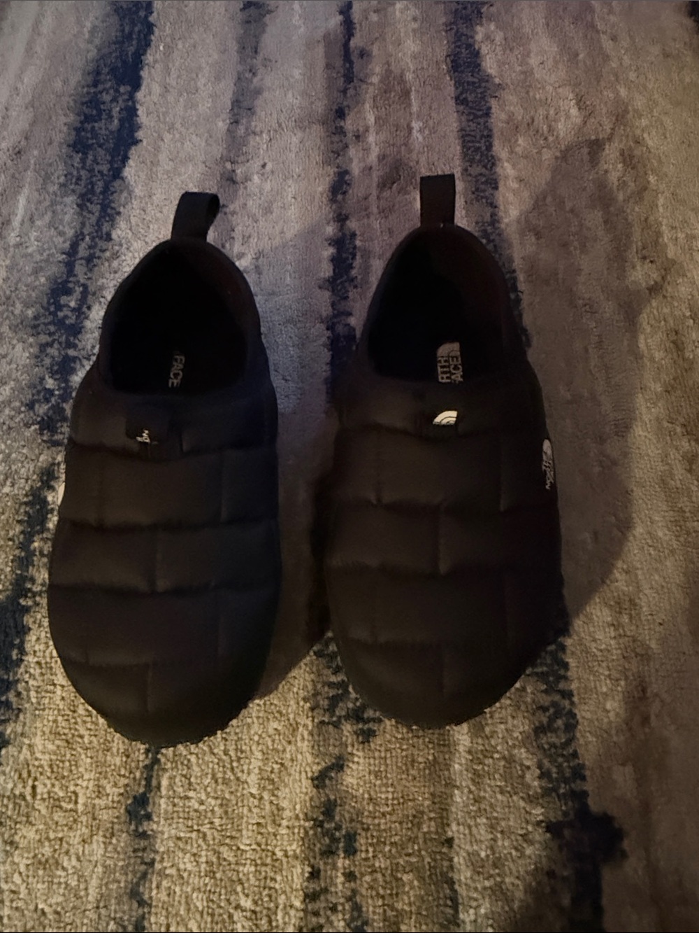 The North Face Kids Quilted Black Slip-On Insulated Slippers